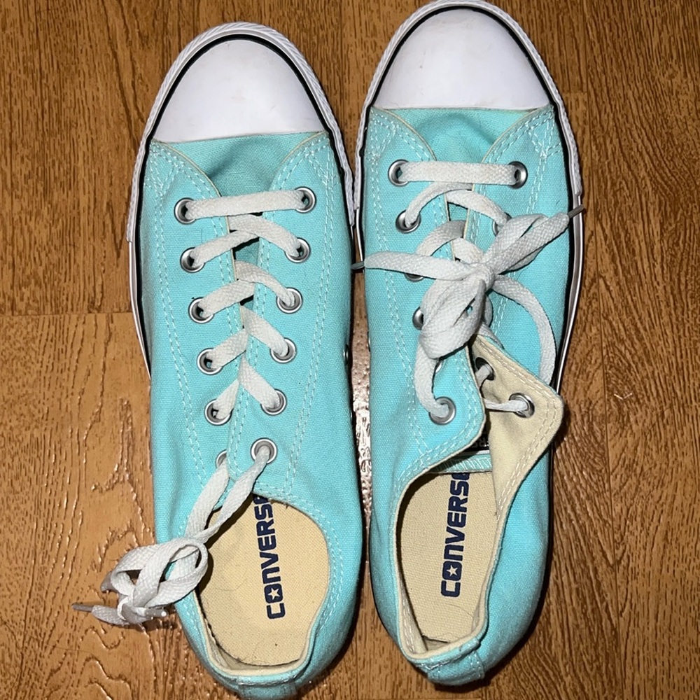 Women’s light blue chucks
